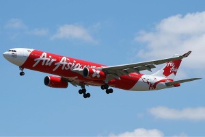 800px-AirAsia_X_Airbus_A330-300_Nazarinia-3
